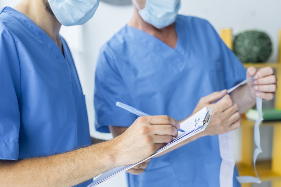 LE FUNZIONI DI COORDINAMENTO DELLE PROFESSIONI SANITARIE: ASPETTI CONTRATTUALI E MANAGEMENT, ALLA LUCE DEL NUOVO ASSETTO DEL CCNL DEL COMPARTO SANITA'